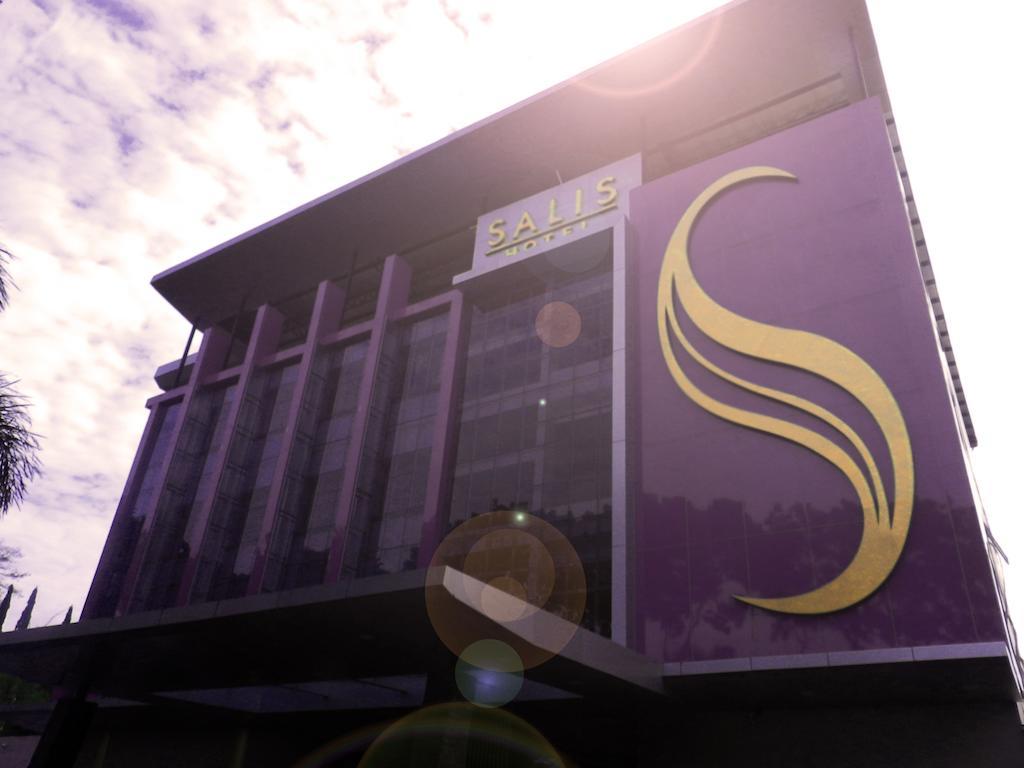 Salis Hotel Bandung Eksteriør billede